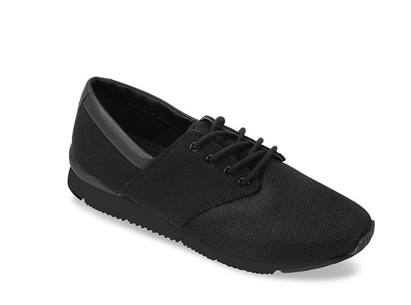 Manaus Womens Black Trainers Canvas 3 quarters view